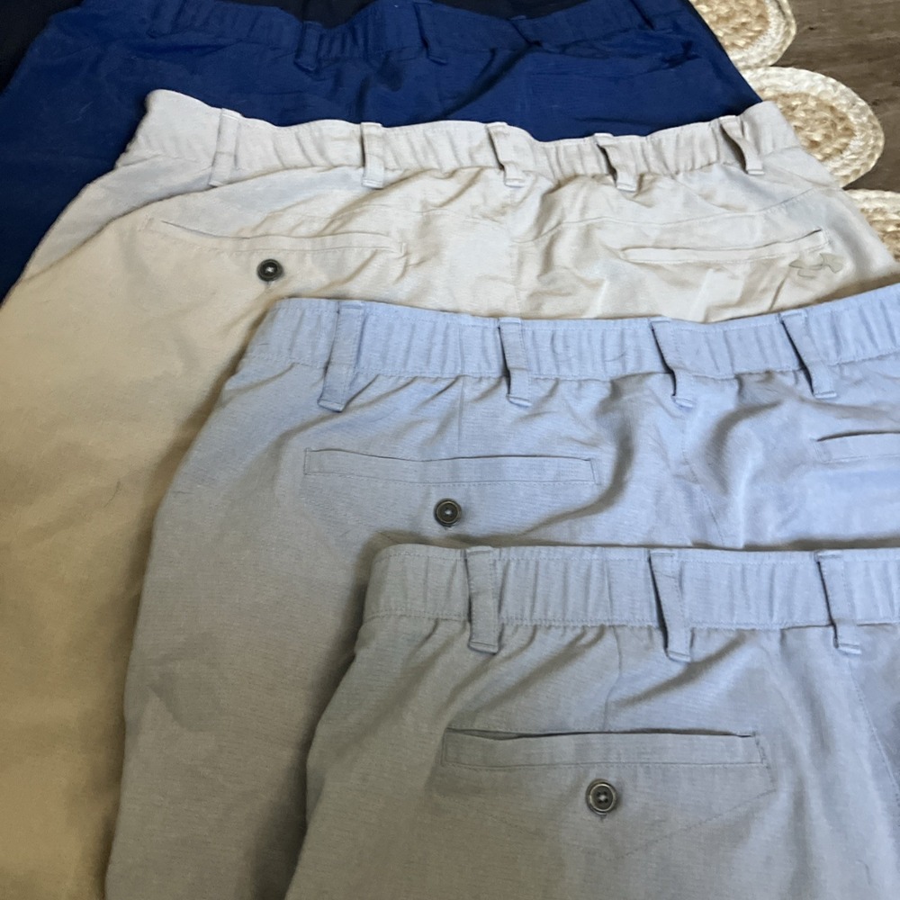 Lot of 5 Under Armour Heat Gear Polyester 10" Inseam Chino Golf Shorts Men's 40 - Picture 10 of 10